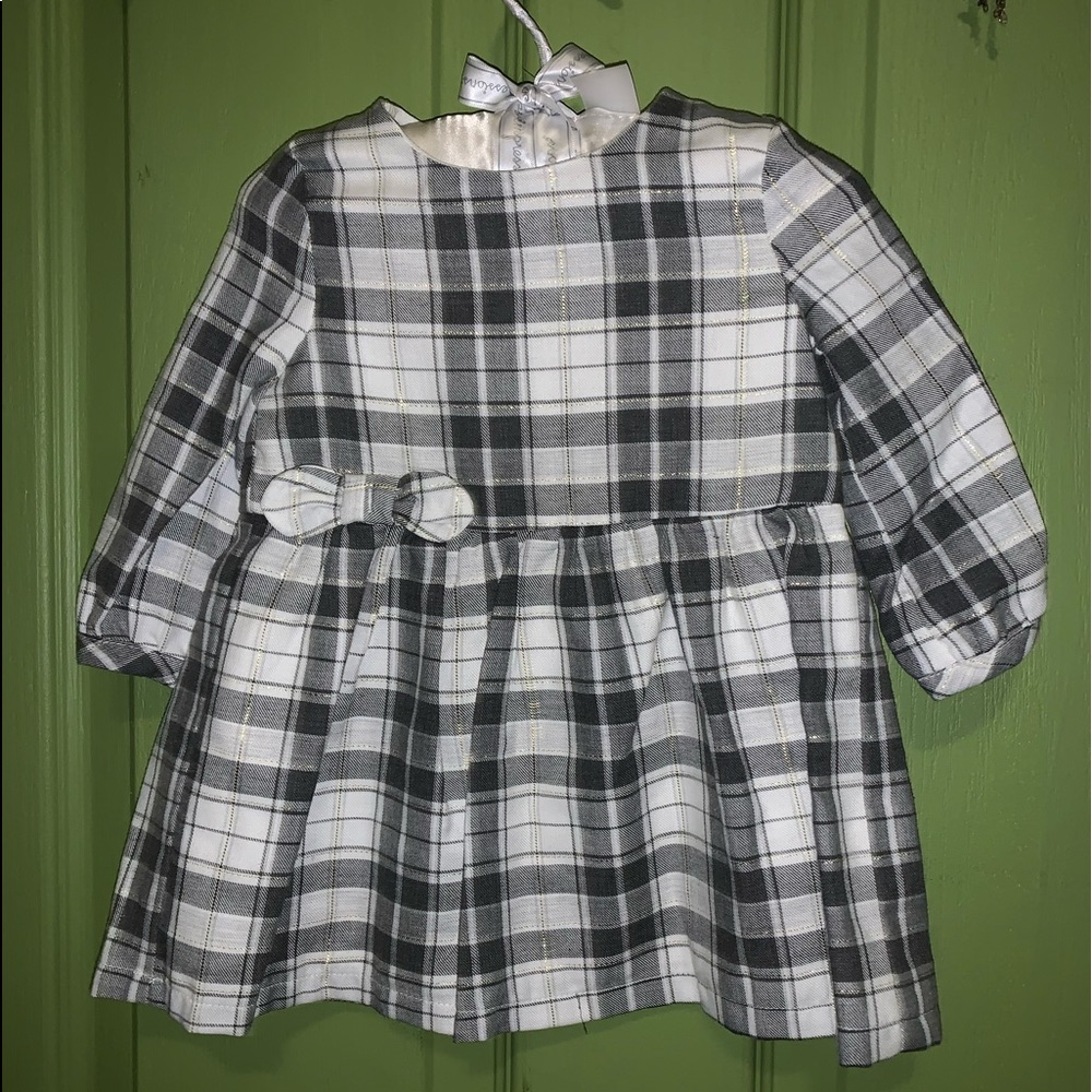 NWOT Carter’s Gray & gold plaid infant girls dress